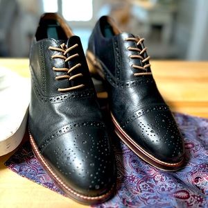 Johnston & Murphy Conrad 2.0 Cap Toe Oxford